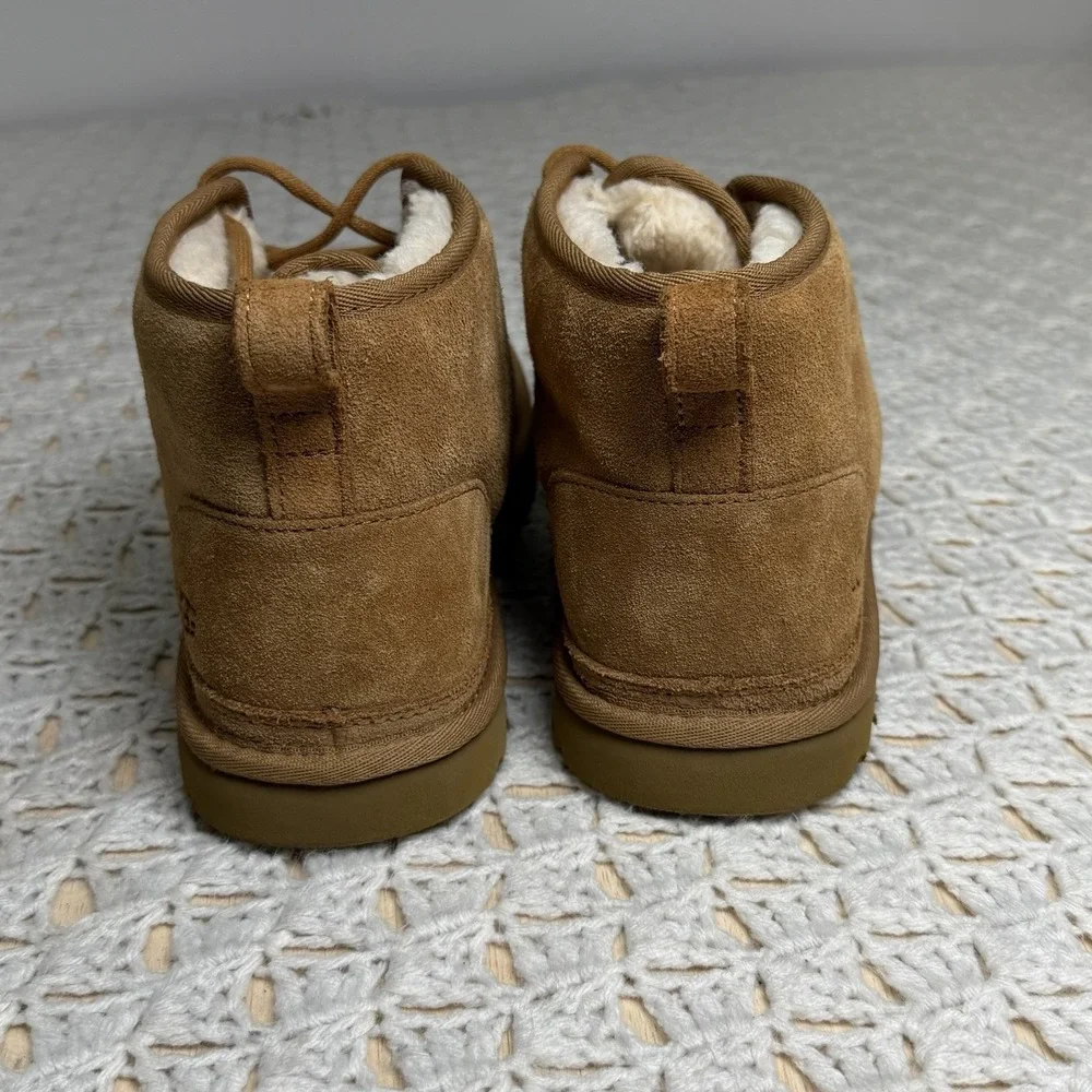 UGG Boots Neumen Chukka Mens 10 Chestnut‎ Brown Lace Up Casual Ankle Top SN 3236